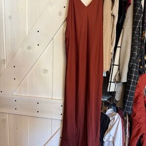 Beautiful dress perfect for a holiday party